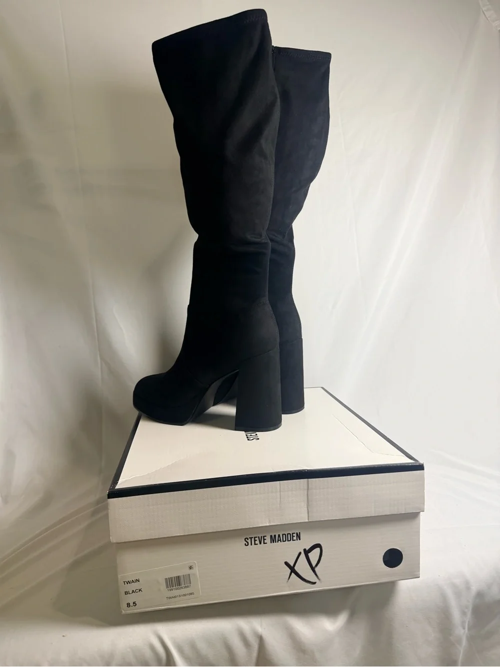 New Steve Madden Twain Knee-High Boots size 8.5